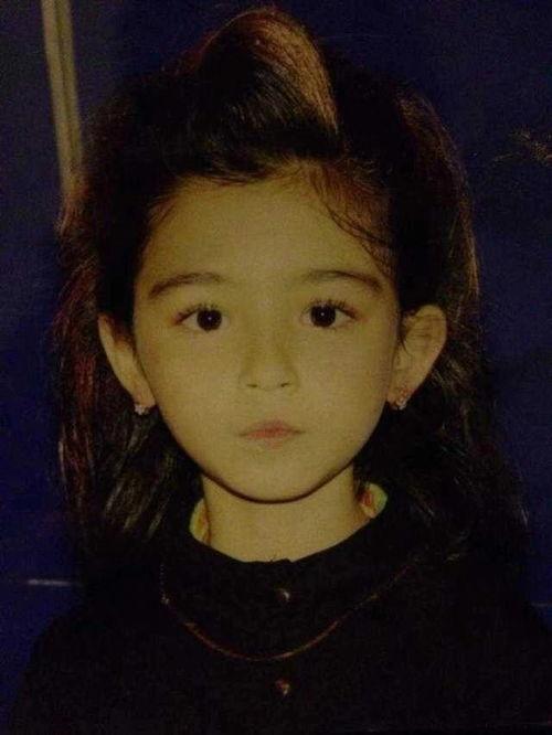 哈妮克孜最新爆料照片,最新爆料照片美得不可方物